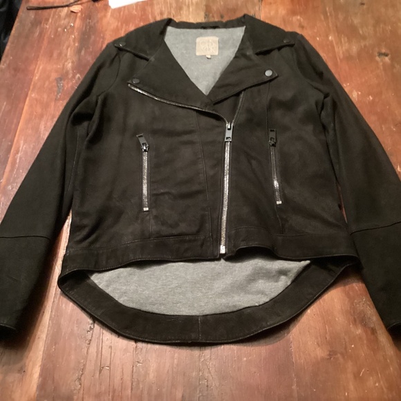 Women’s Black suede jacket - Picture 1 of 5